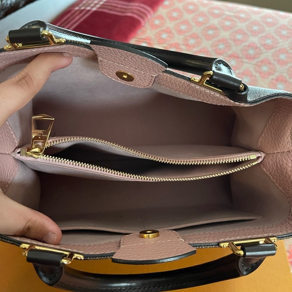 Authentic Louis Vuitton Brittany - Picture 7 of 10